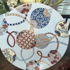 Vintage TOYO Decorative 10.5" plate